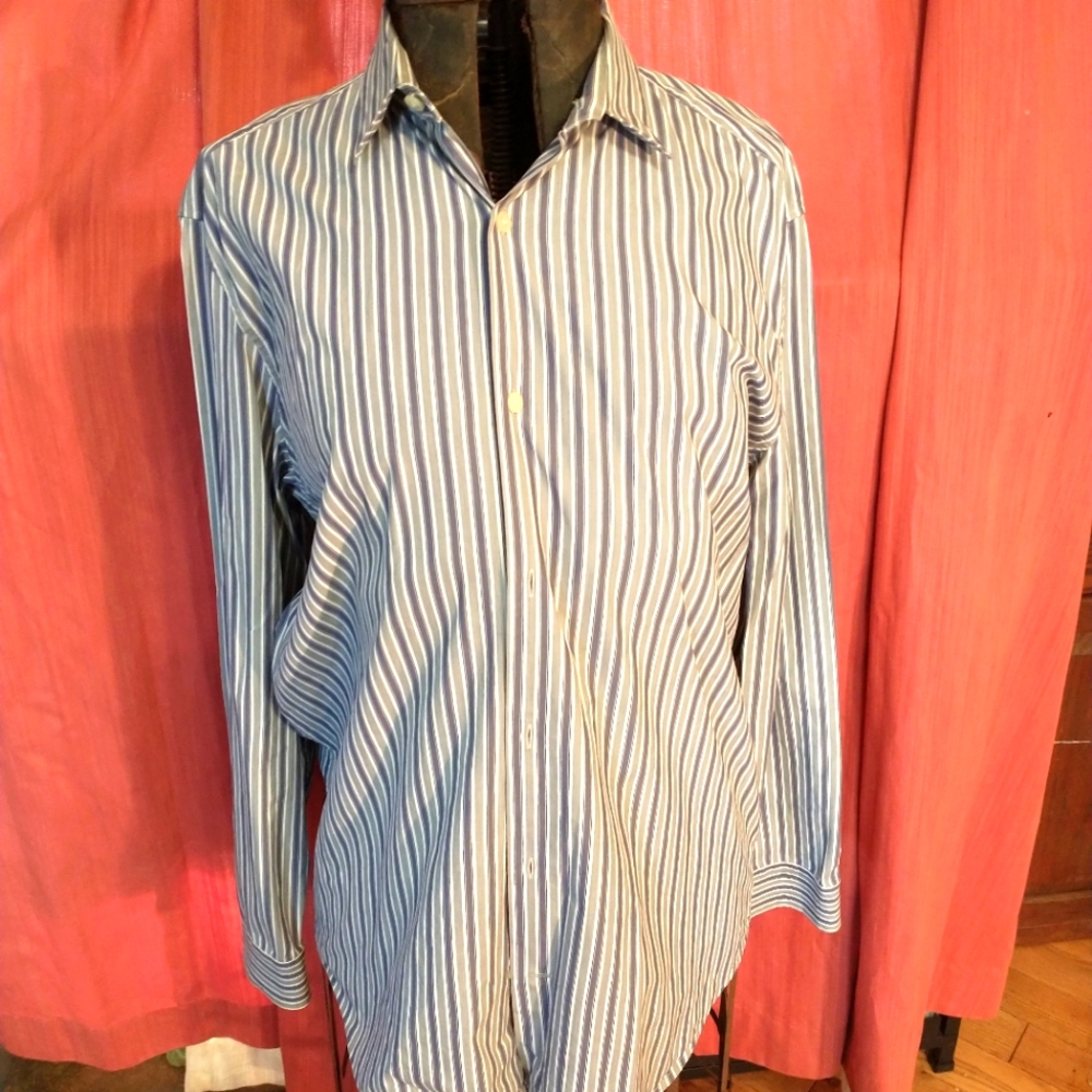 Men's button down dress shirt